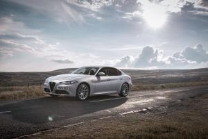 Alfa Romeo Giulia Sprint 2020 года  (UK)